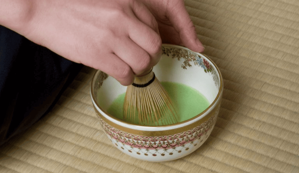 煎茶を楽しむ